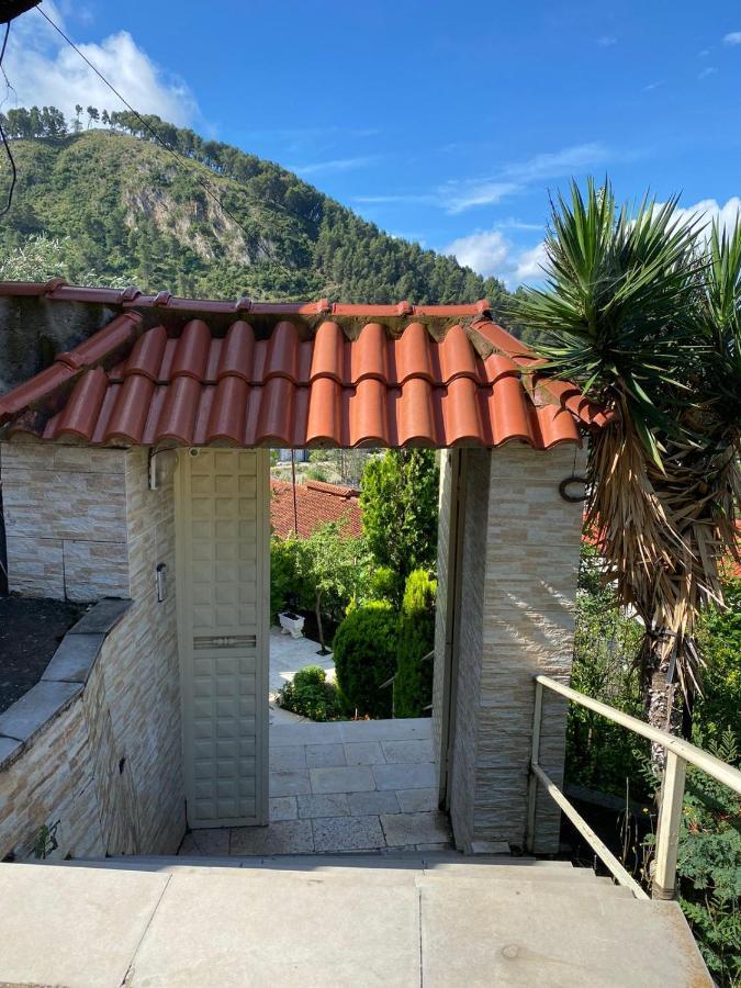 Marl'S Home Berat Exterior photo